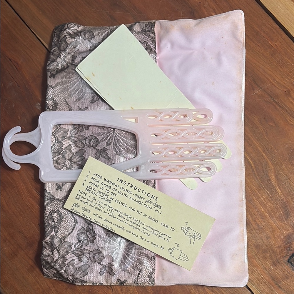 Vintage Pink Glove Dryer Bag & Accessories